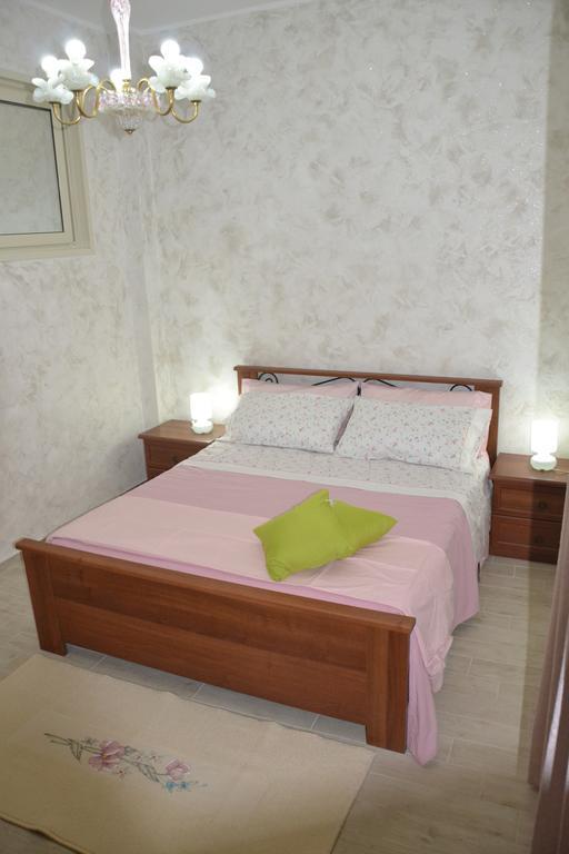 Casa Vacanza Sweet Home Giardini Naxos Exterior photo