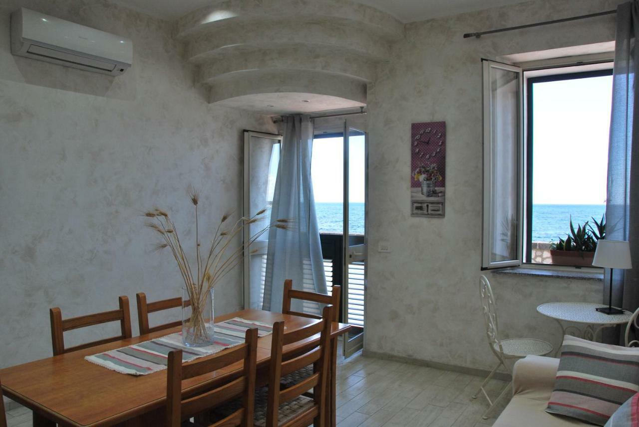 Casa Vacanza Sweet Home Giardini Naxos Exterior photo
